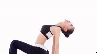 丰胸瑜伽教学视频,跟随教学视频轻松实现丰挺美胸