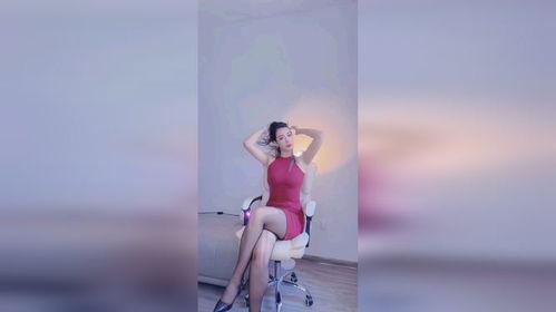 丝袜人妻 手机在线观看,激情诱惑，在线揭秘私密生活